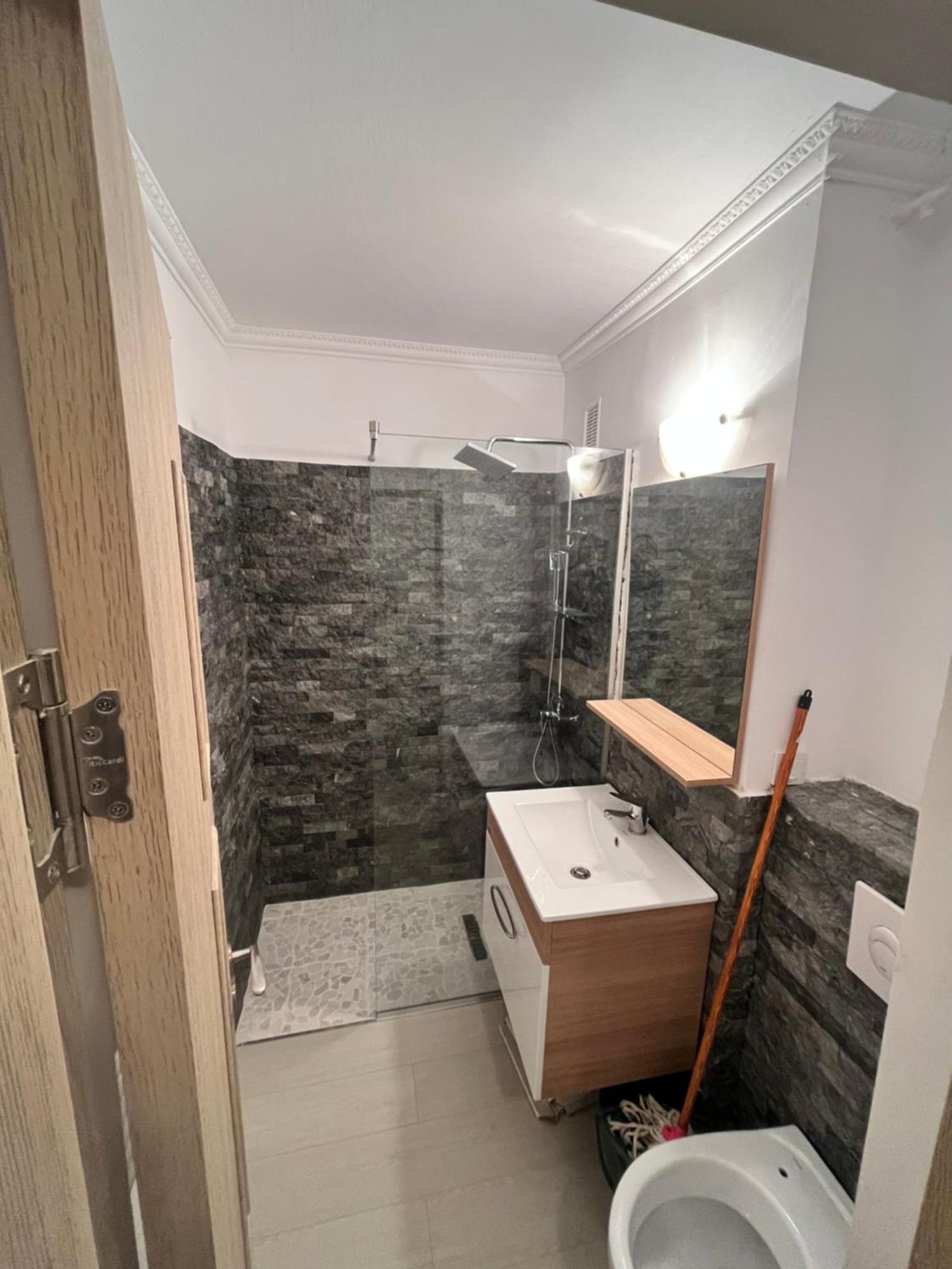 Apartament 1 Camera Brăila Exteriér fotografie